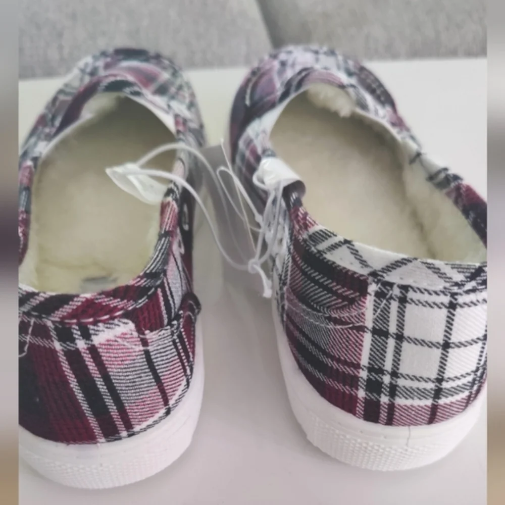 gigil one keep feet