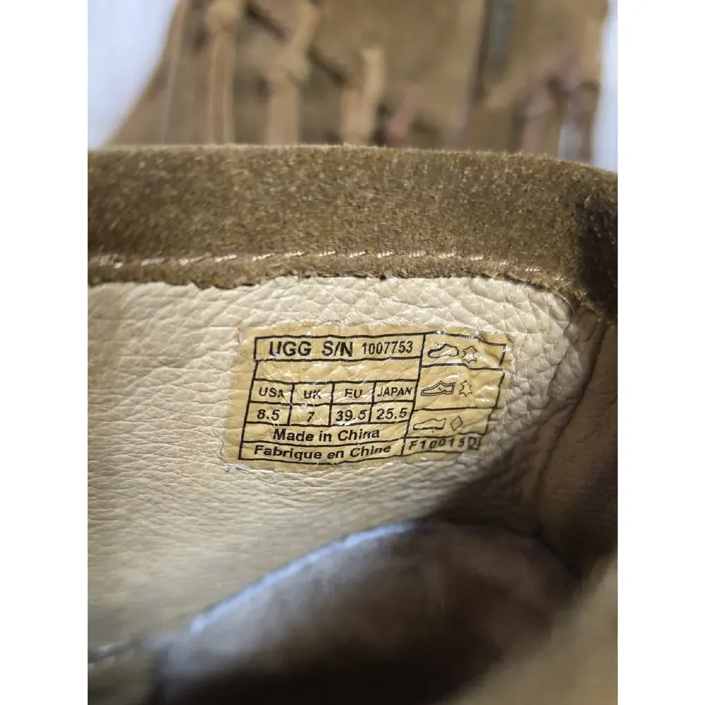 UGG pre owned