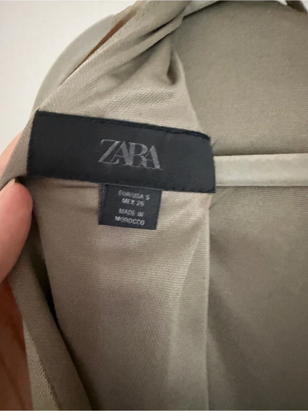 Zara sleek sleeveless