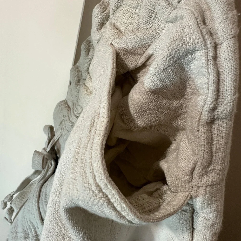 LOFT it laying pockets