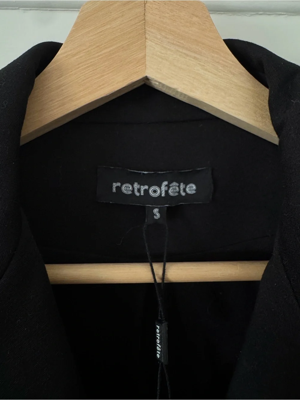 Retrofe chic cropped