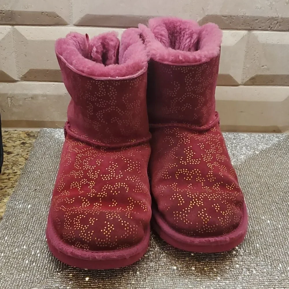 UGG metallic short