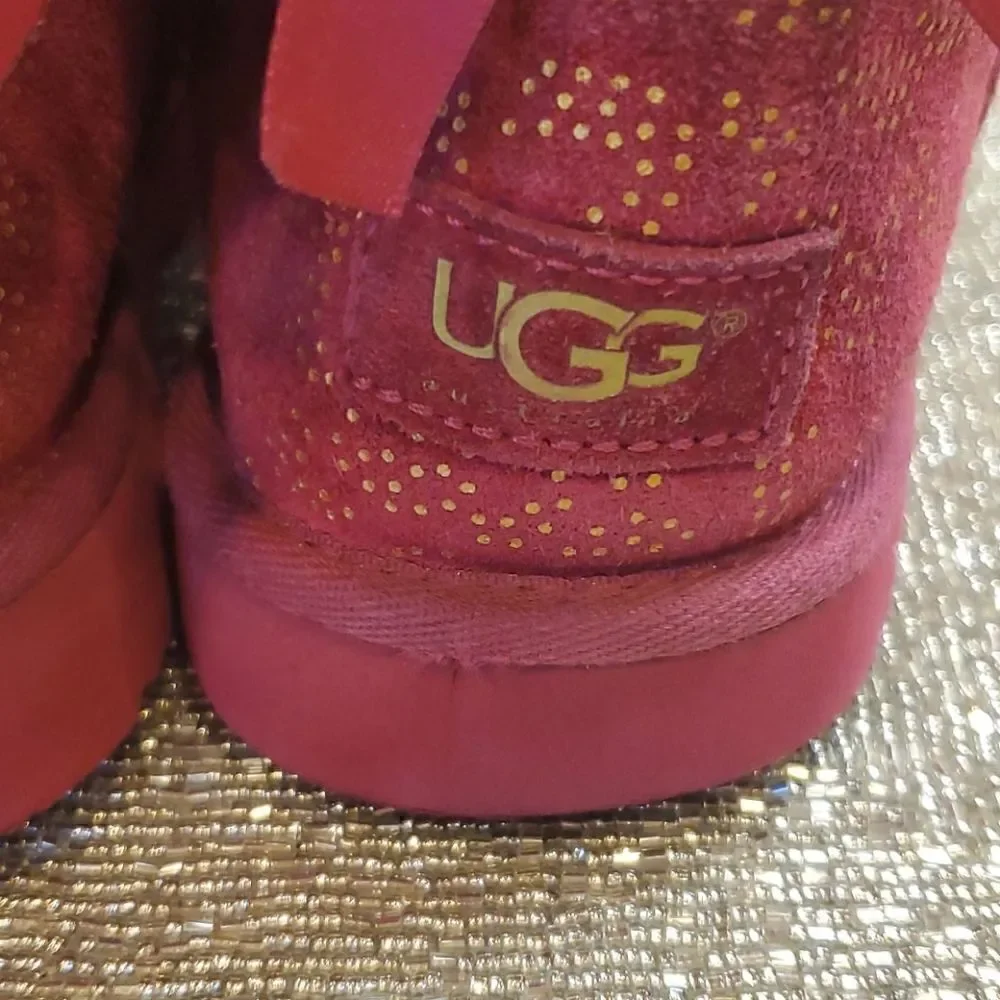 UGG metallic short