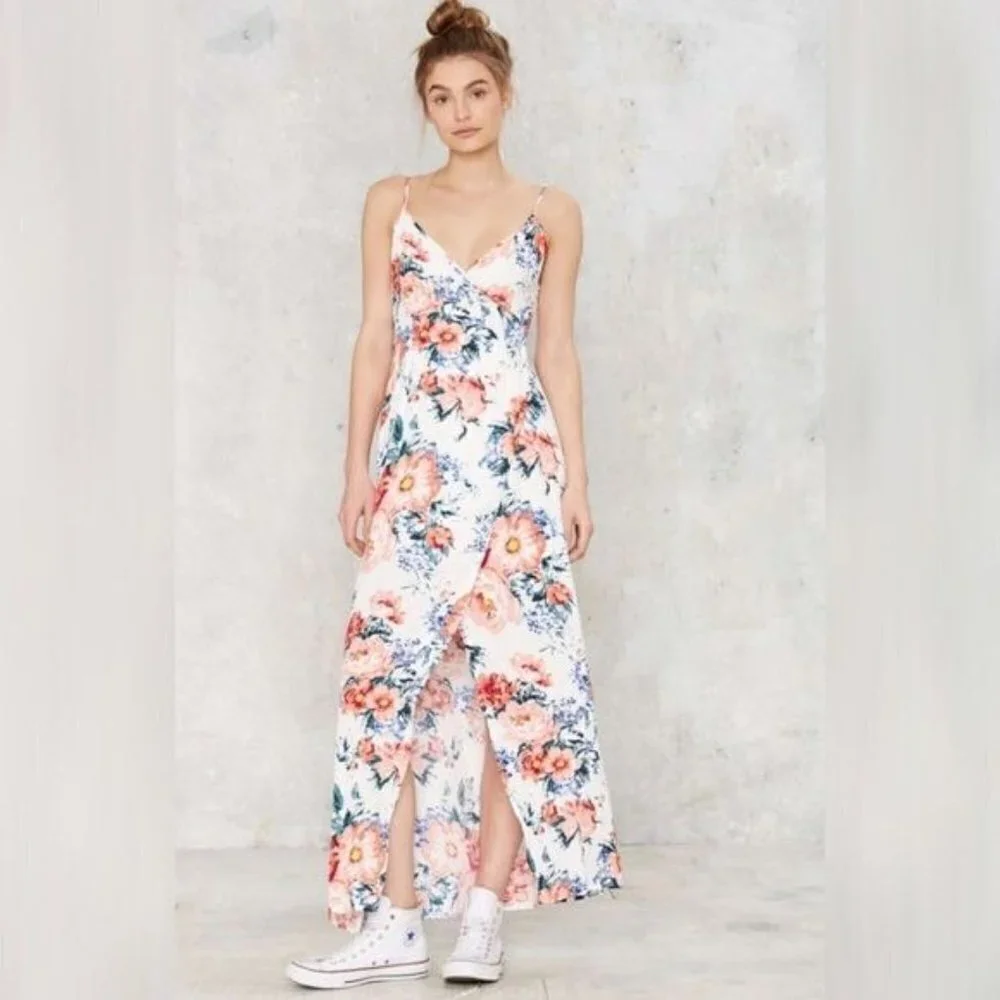 MinkPink White Little Blooms Floral Semi Wrap V Neck Maxi Slit Sun Dress Medium