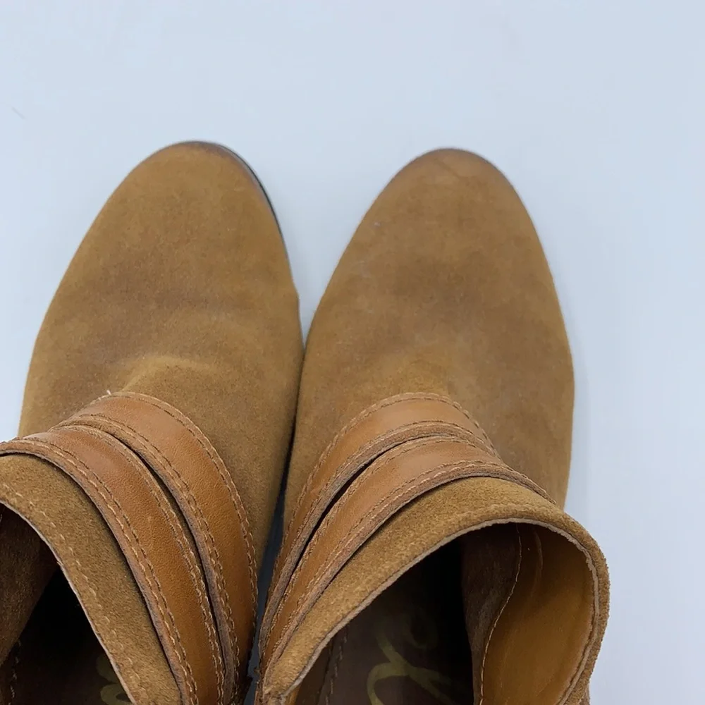 Sam Edelman dings light