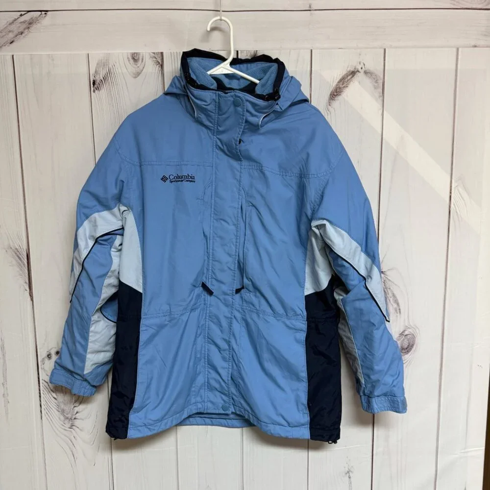 Columbia Sportswear Company cozy versatile