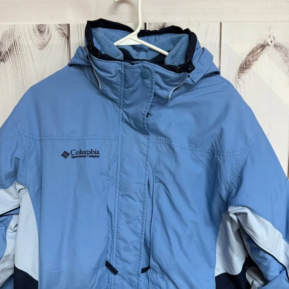 Columbia Sportswear Company cozy versatile