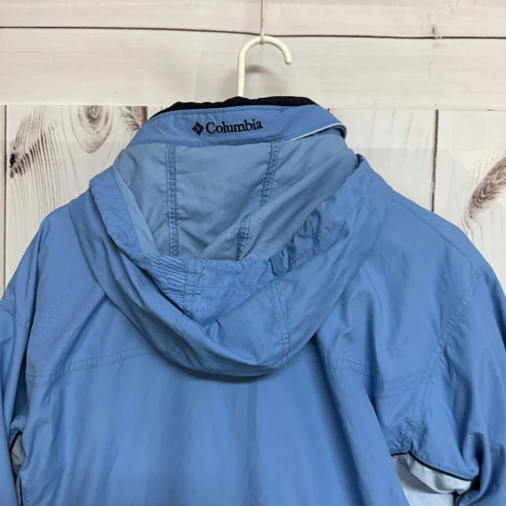 Columbia Sportswear Company cozy versatile