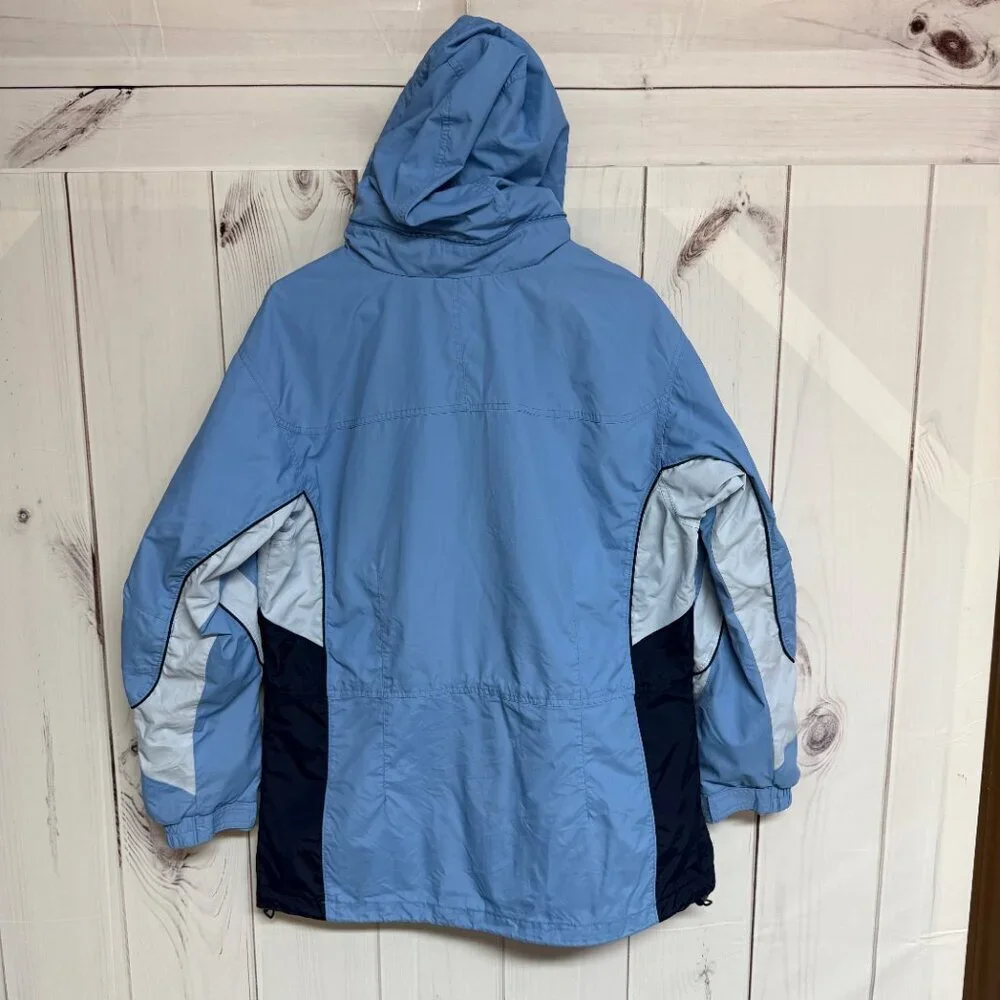 Columbia Sportswear Company cozy versatile