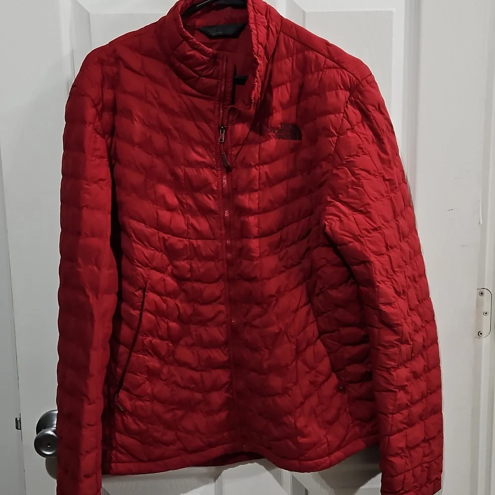 The North Face Women’s Insulated Puffer Jacket Red – Size Missing (See Measureme