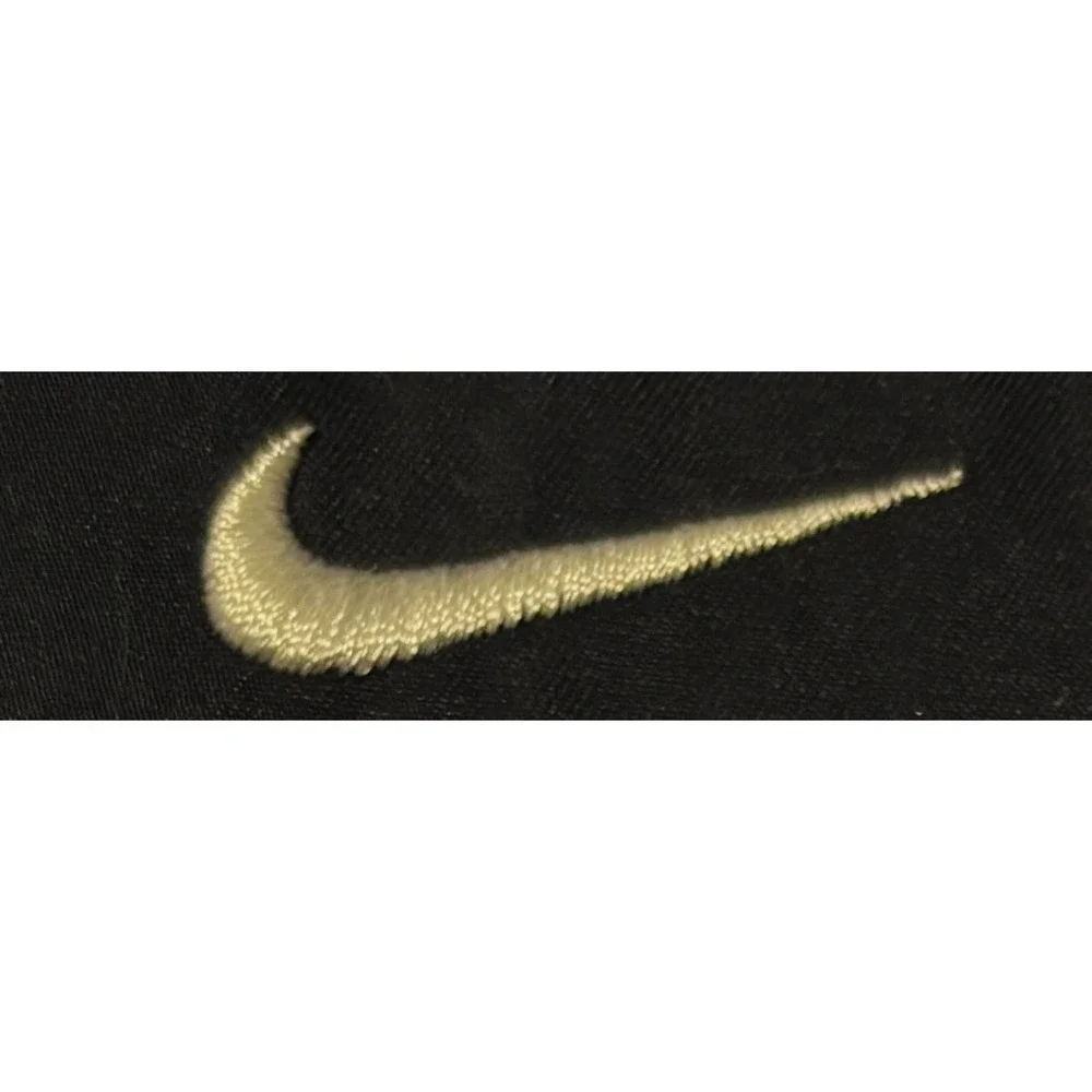 Nike non smoking