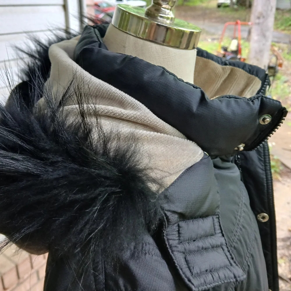 Pepe Jeans‎ London. Black Hooded Winter Jacket with Fur Trim. SzXL