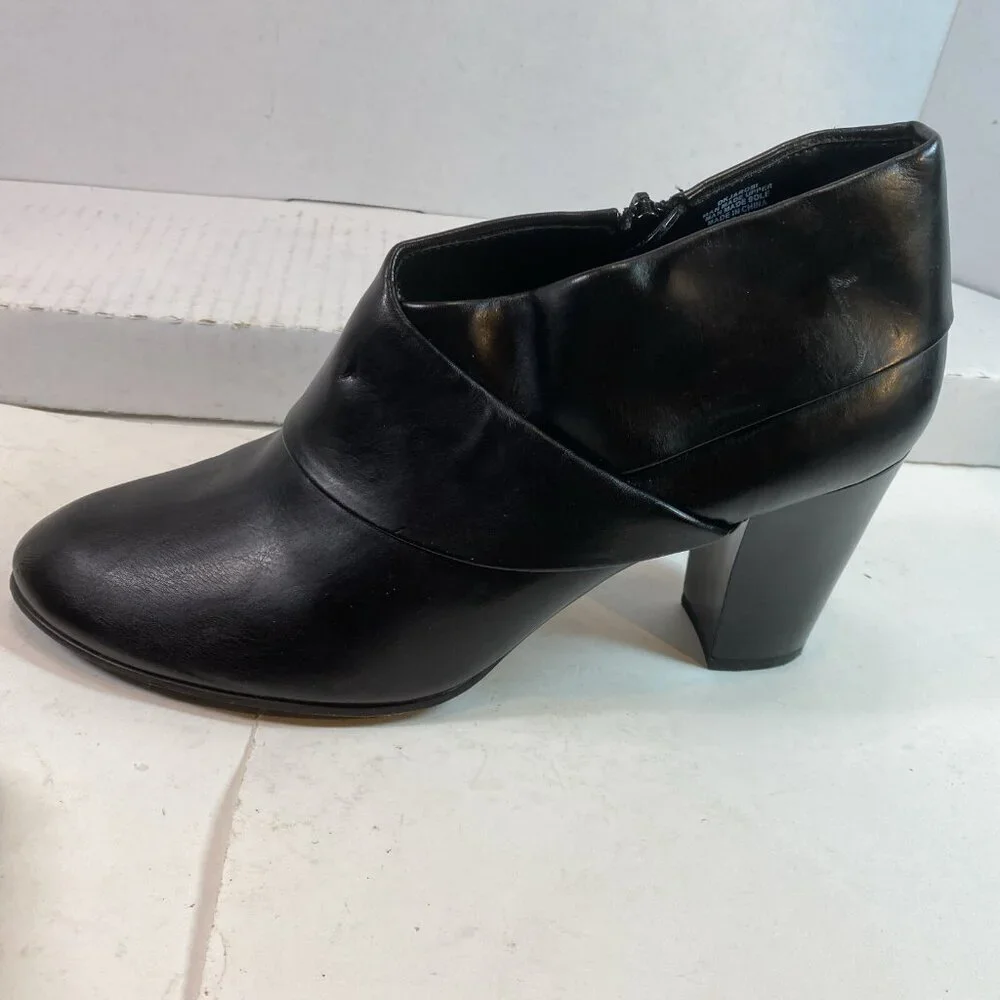 Dockers Women's Zippered Faux Black Leather Block Heel Ankle Boots Booties 11 M‎