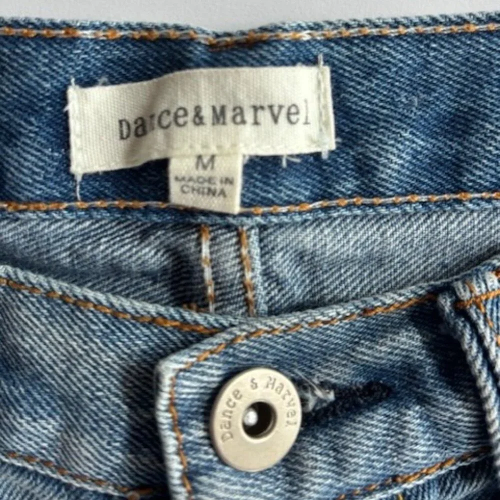 Dance & Marvel Jeans Women's M Blue Distressed Raw Hem Wide Leg High Rise Ankle