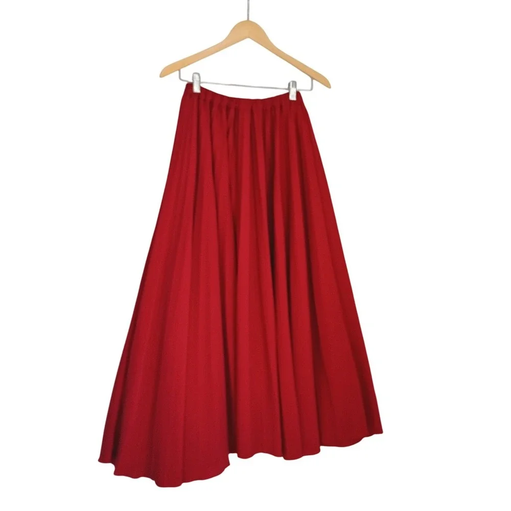 Maeve button measurements down