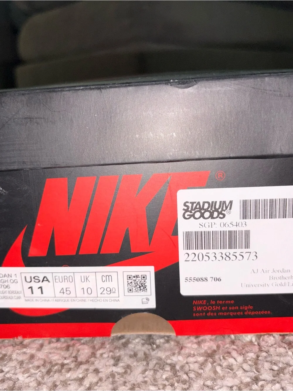 Nike jordan 1s
