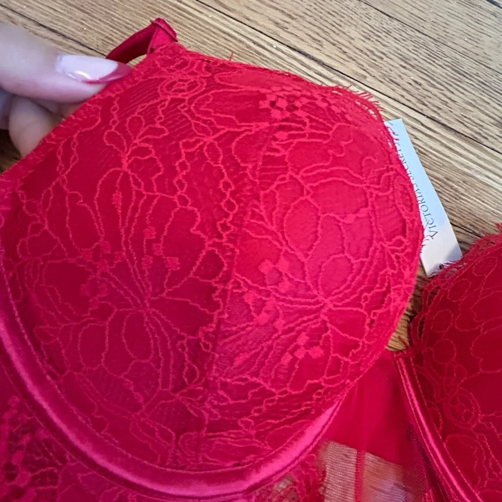 Victorias Secret or blend