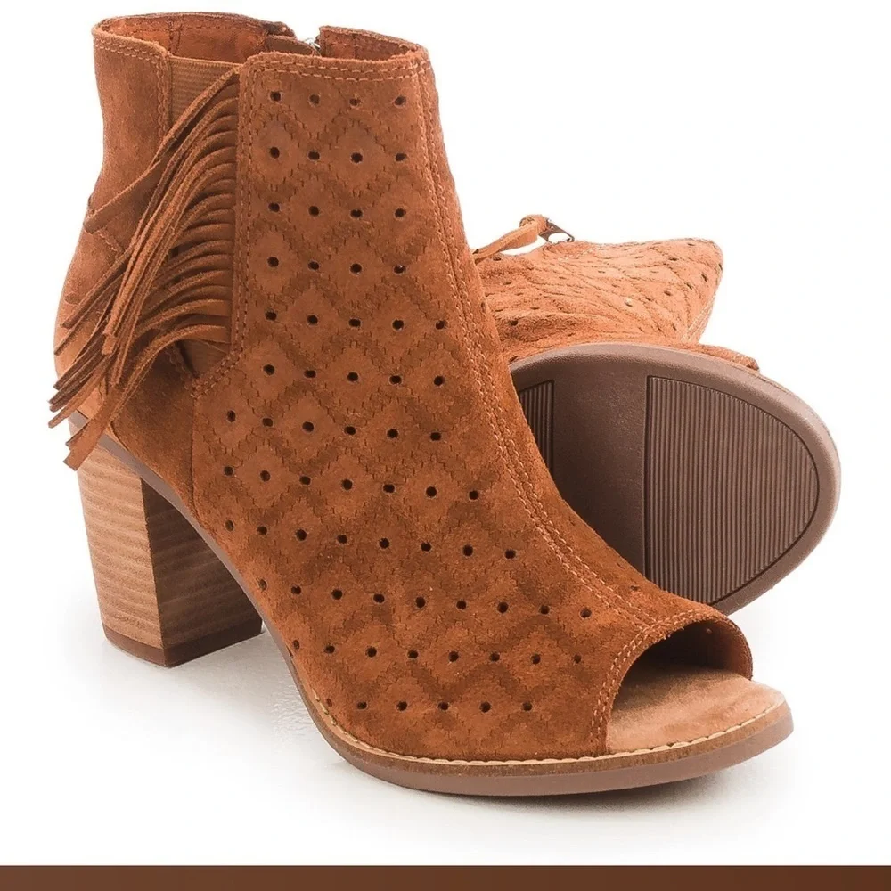 Toms tassel toe fringe