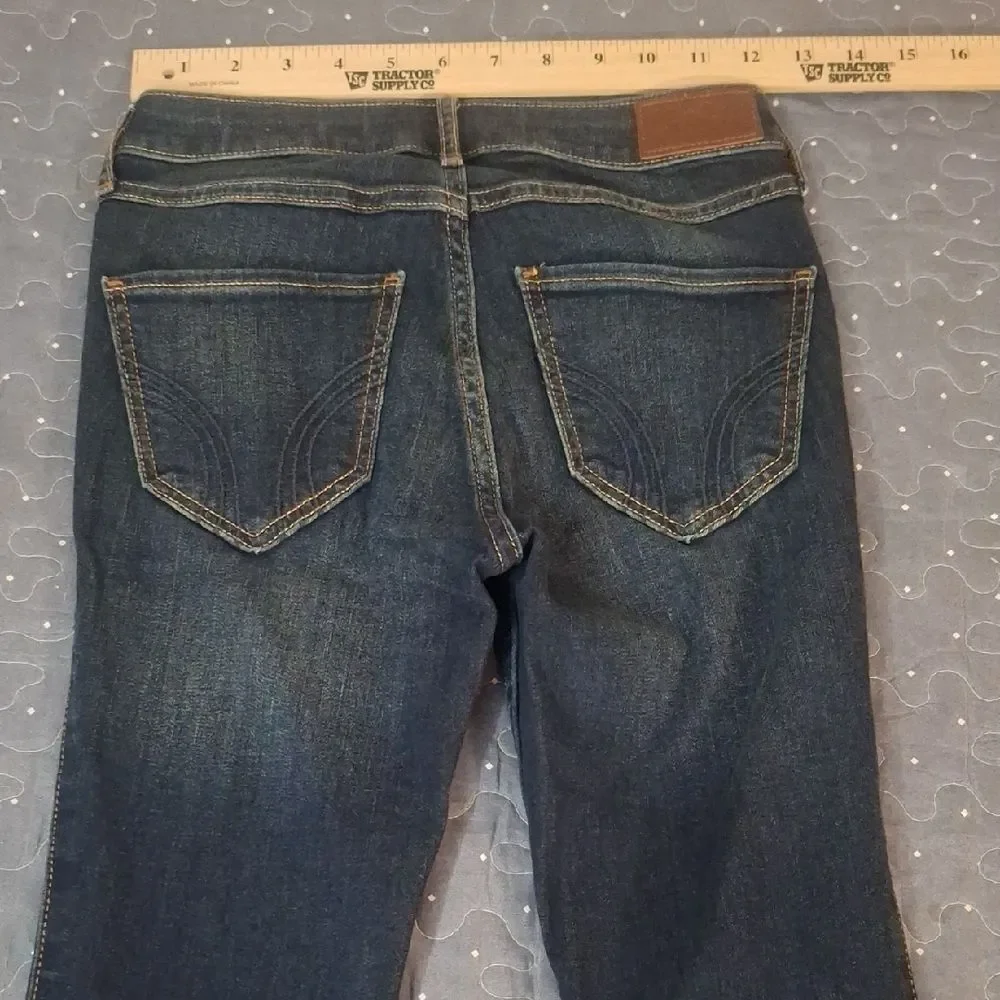 Hollister stylish dark