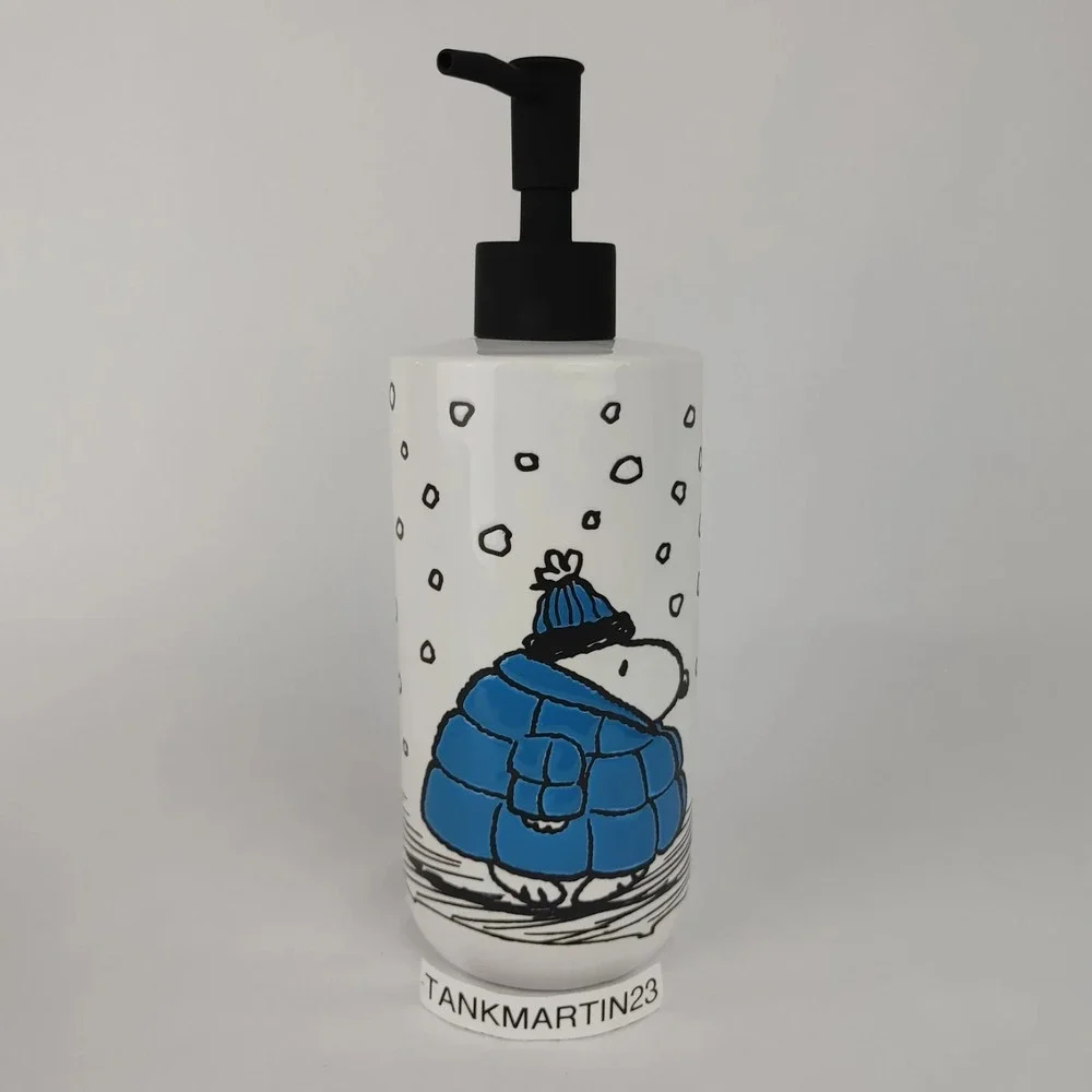 Peanuts snoopy soap