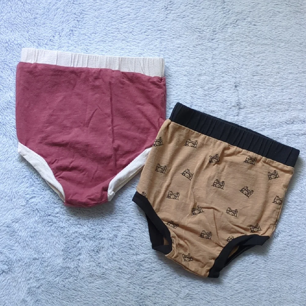 NWOT/EUC 2T Kate Quinn Little Liam Retro Ringer Bloomers Shorts Drums Red Cotton