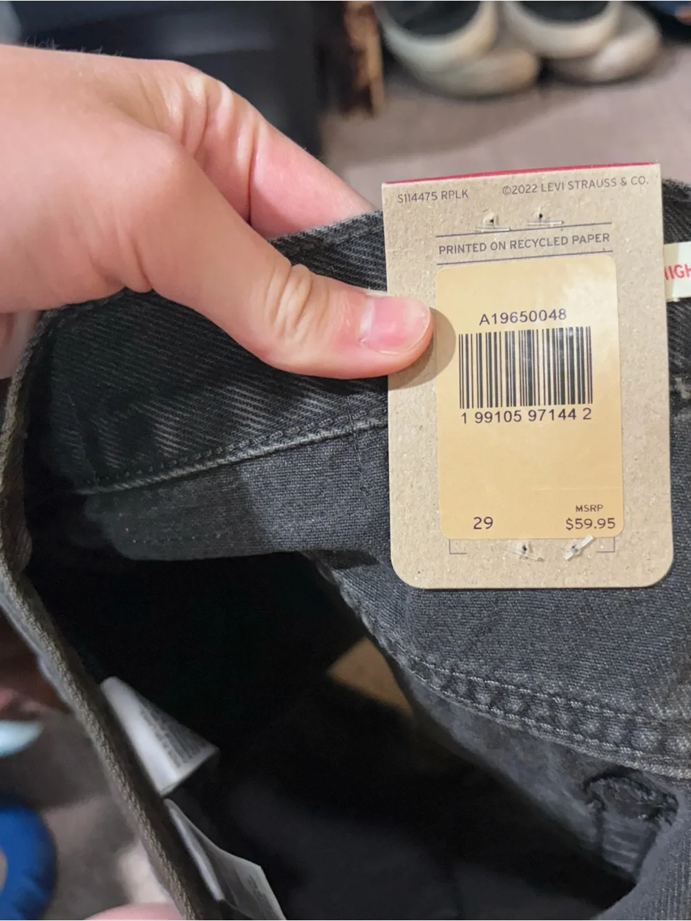 Levis sleek black