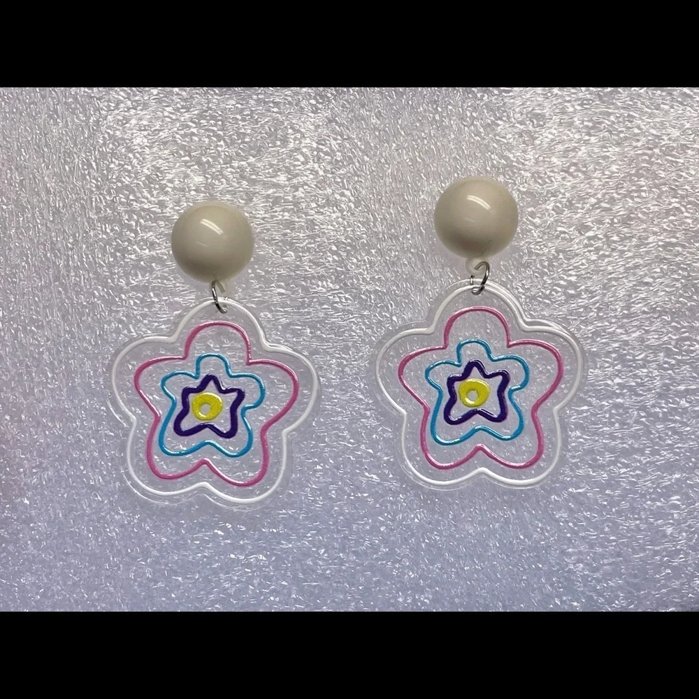 N/A clear acrylic