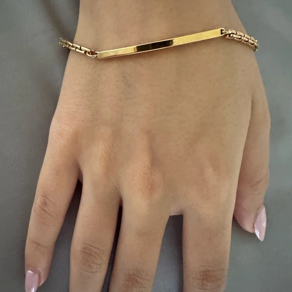 Minimalist Gold Plate Bracelet for Women - Sleek Everyday ID Chain