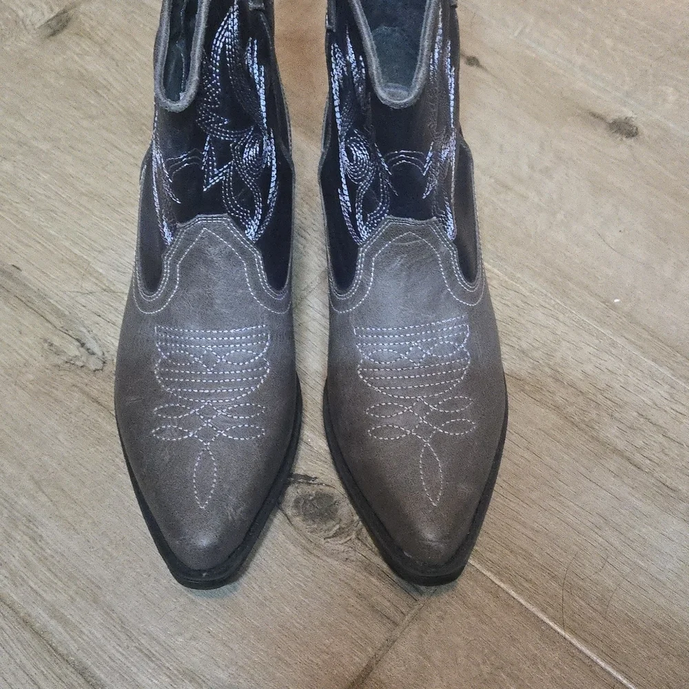 LR Nashville trendy western