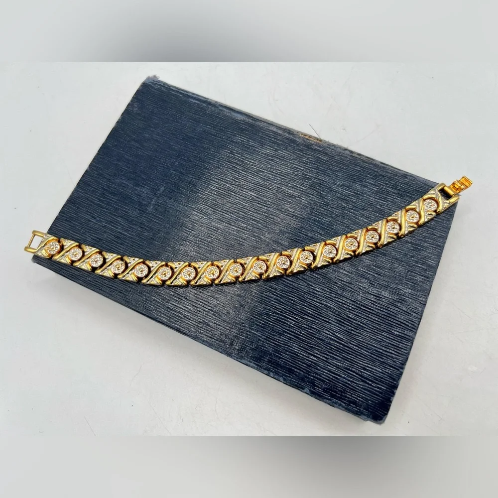Vintage link gold see