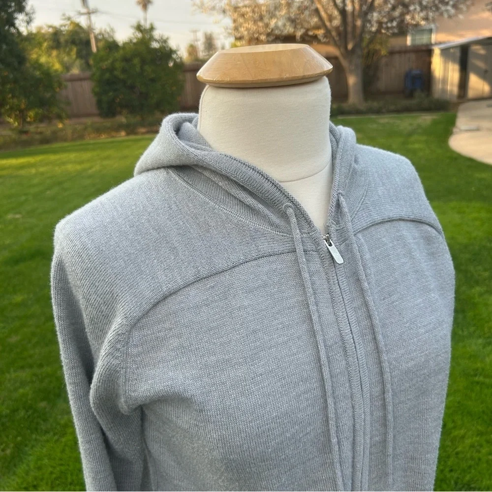 lululemon athletica lululemon gray