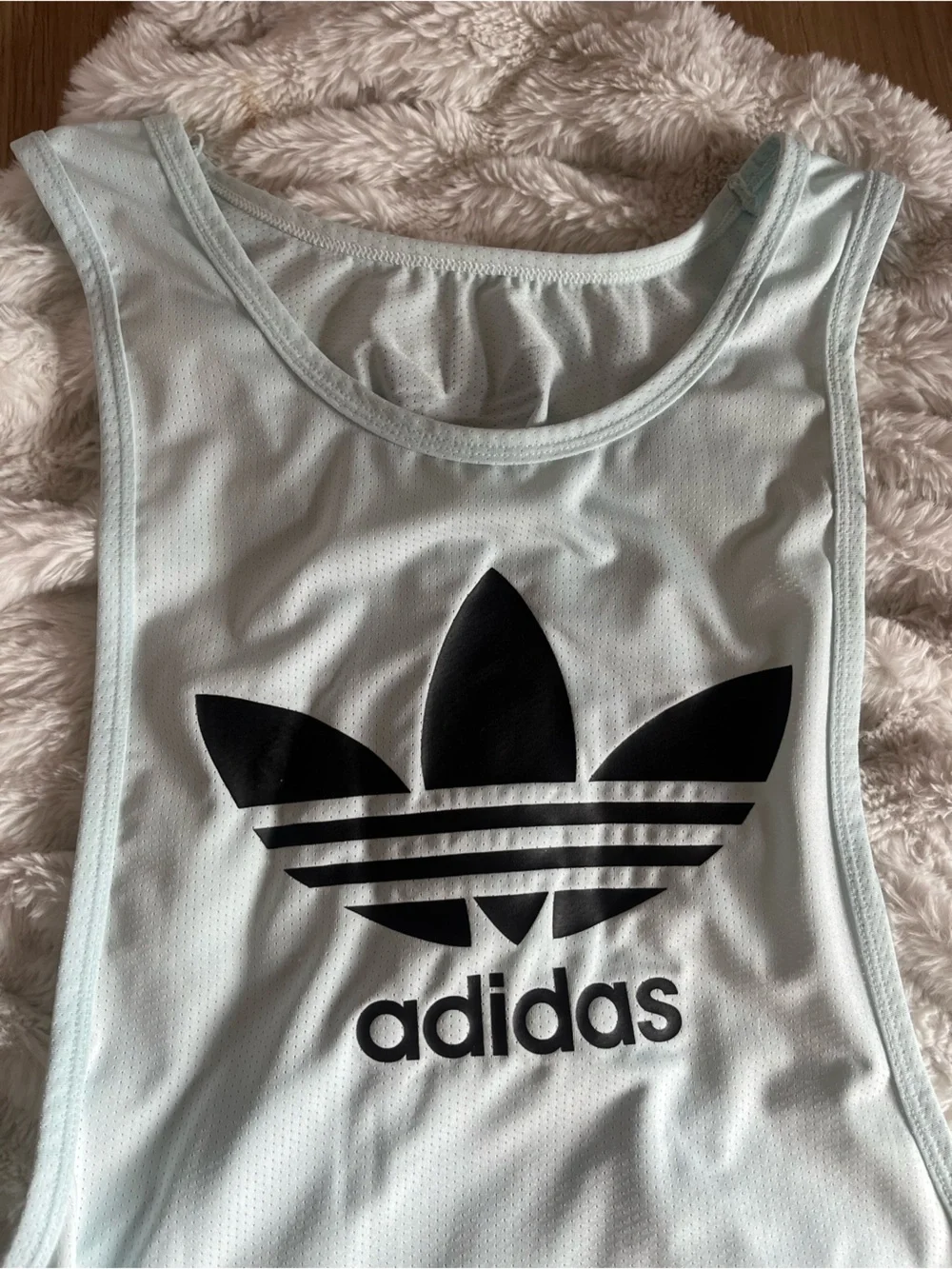 adidas light mint
