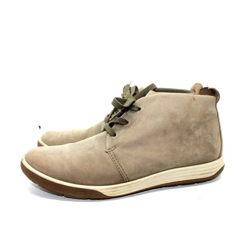 Ecco Women's Chase 2 Hydromax Tarmac Nubuck Sneaker Boot sz 8-8.5 US / 39 EU