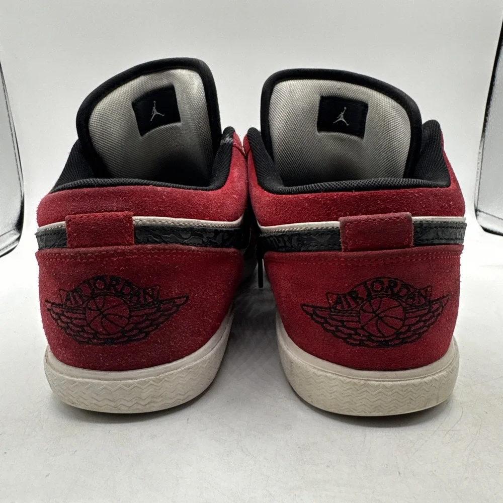 Jordan inner tag