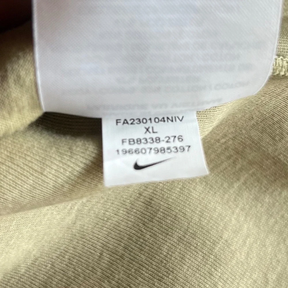 Nike sportswear tech