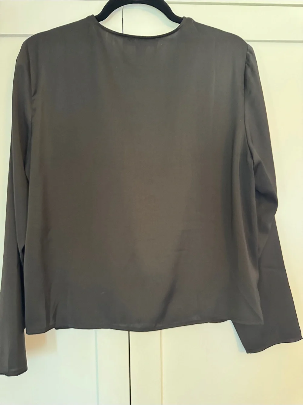 Michael Kors tabs sleeves