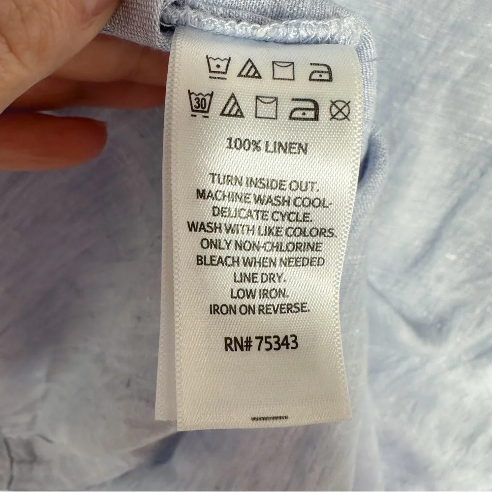 Tahari blue white