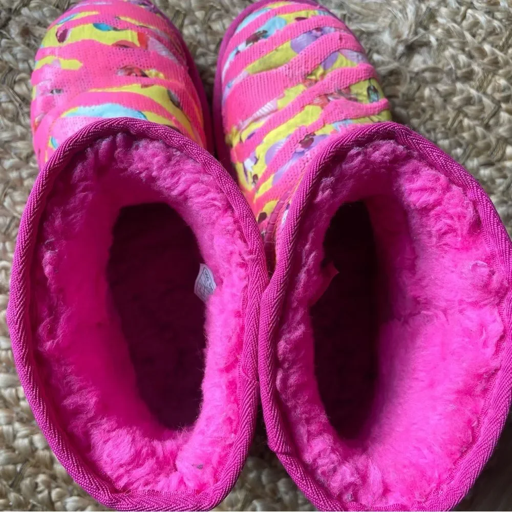 UGG women’s classic
