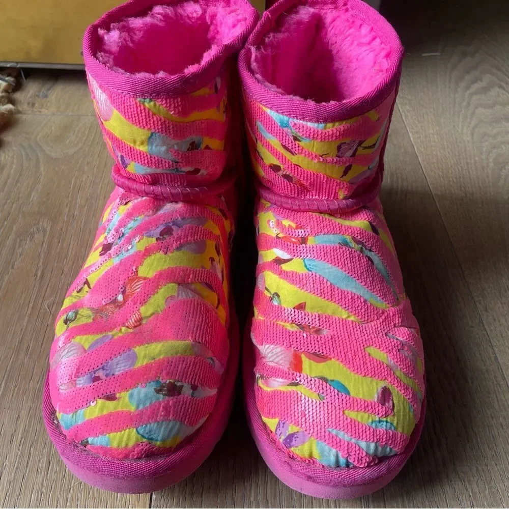 UGG women’s classic