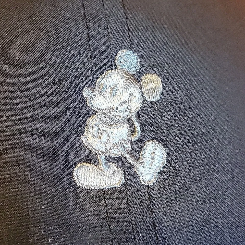 Nike Disney Parks Mickey Mouse Baseball Cap Black Silver One Size Fits Most