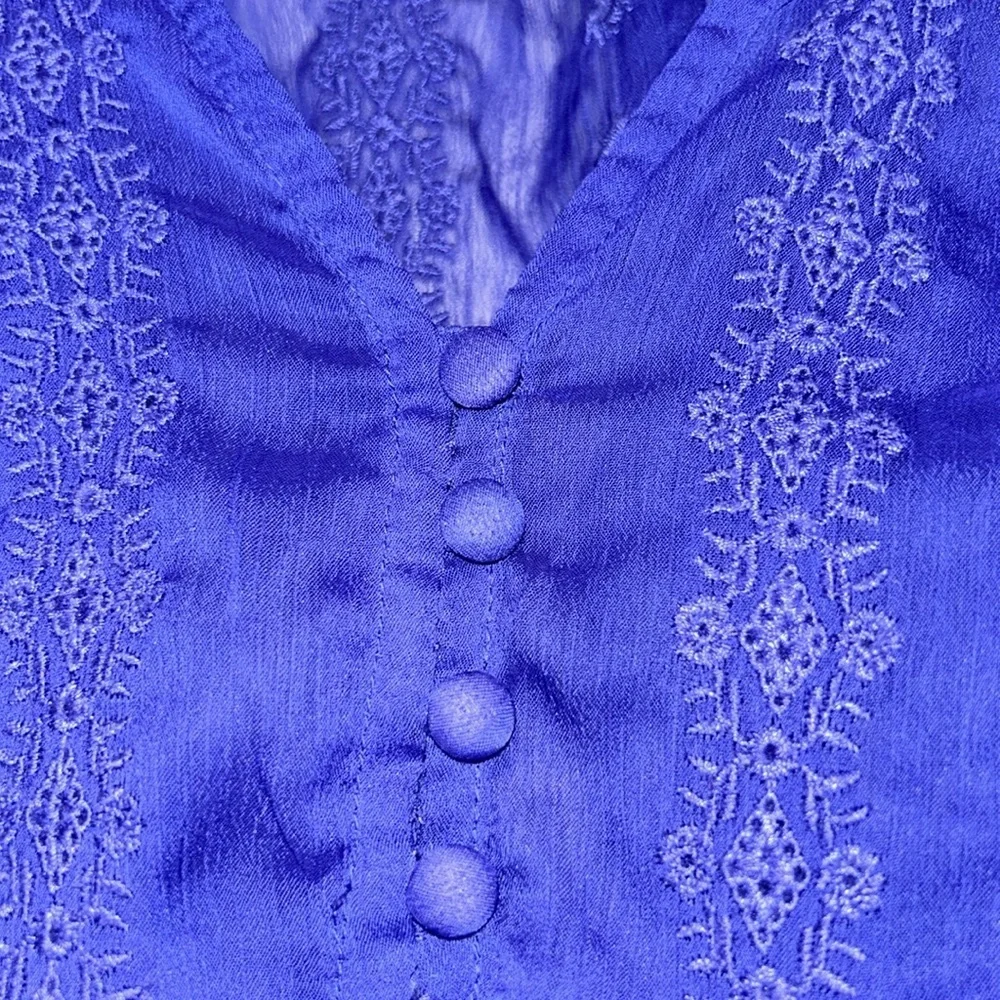 Olive & Oak Embroidered Sheer Top Blue NWOT Hi Lo Split Neck Boho Career