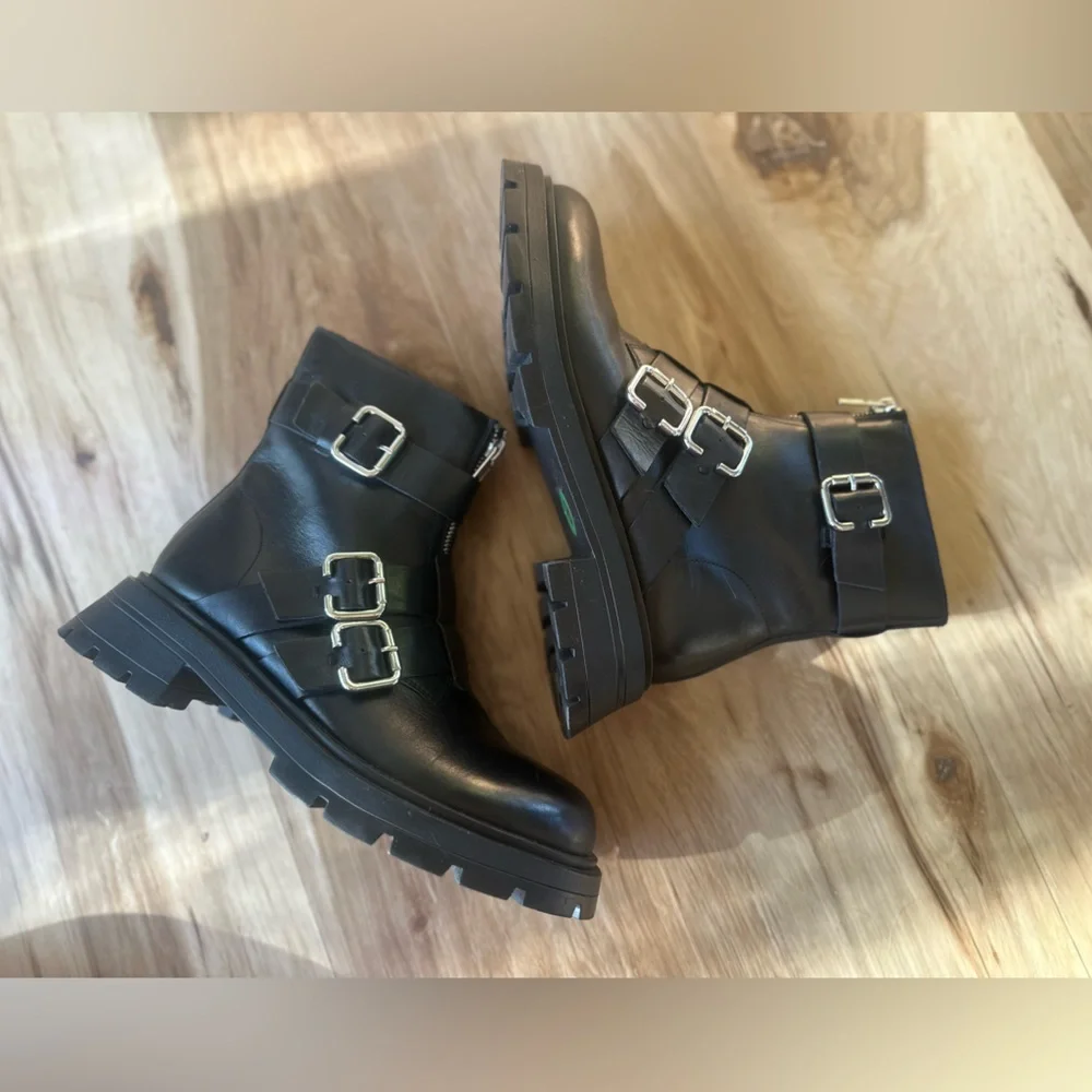 Zara Black Buckled Leather Ankle Moto boots Size 39 US Women 8 New