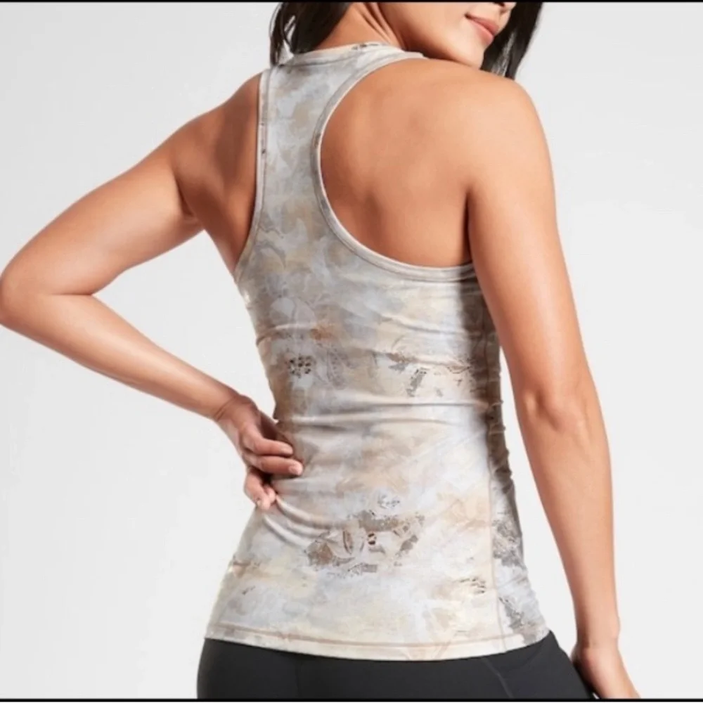 Athleta golded shanti