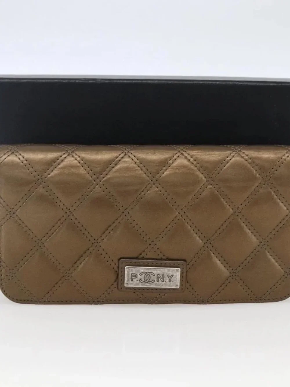 CHANEL brand	chanel color	gold