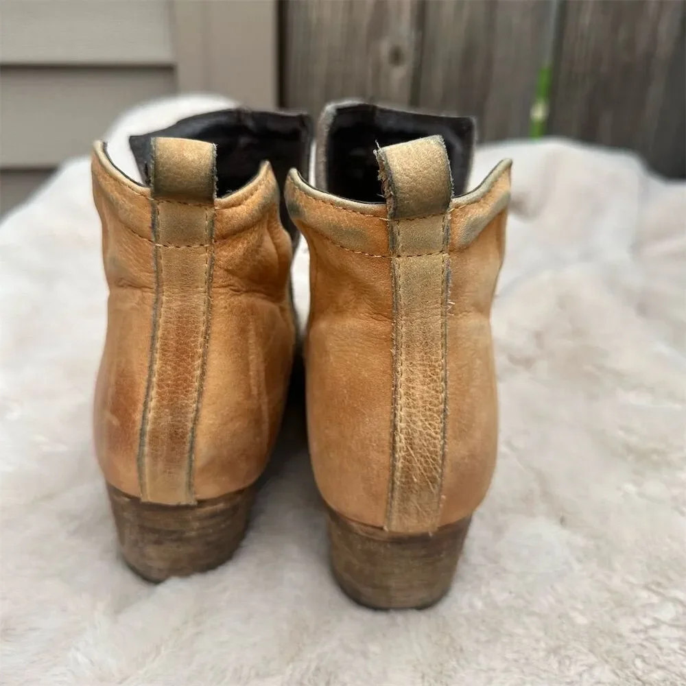 Diba True Women's Western Booties Size 9 Brown Two-Tone Almond Toe