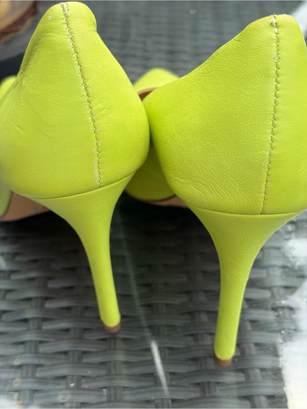 Vince Camuto chartreuse lime