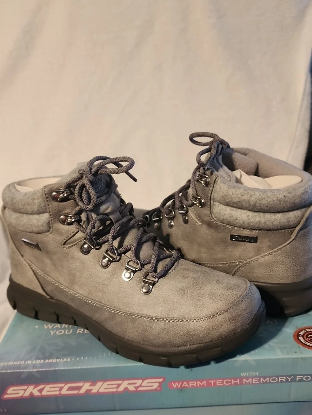 Skechers durable suede