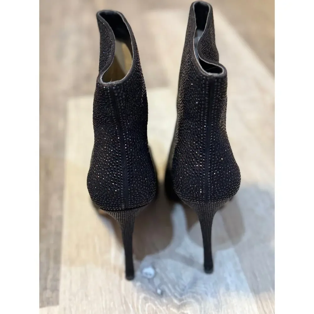 L’agence mariette stiletto