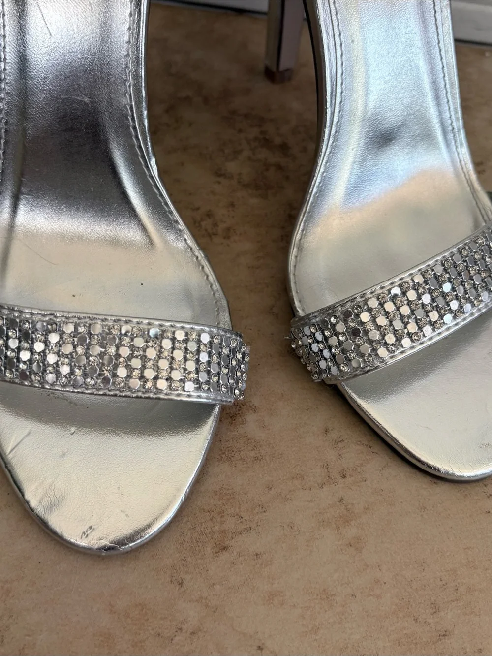 N/A elegant silver