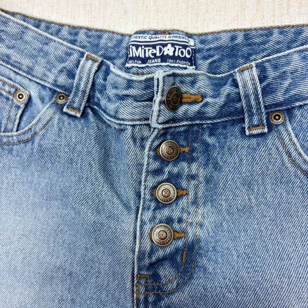 Vintage Limited Too High Waisted Denim Shorts Button Fly Light Wash SZ 12 Girls
